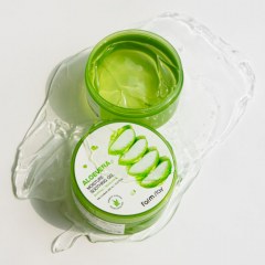 Gel hidratant si calmanta cu Aloe Vera 300ml - FarmStay