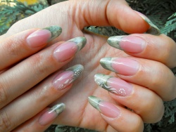 Curs Nail Art combinat cu gel, acryl si vopsele acrilice